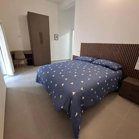 Πανσιόν Dimora Tre Marie 3*